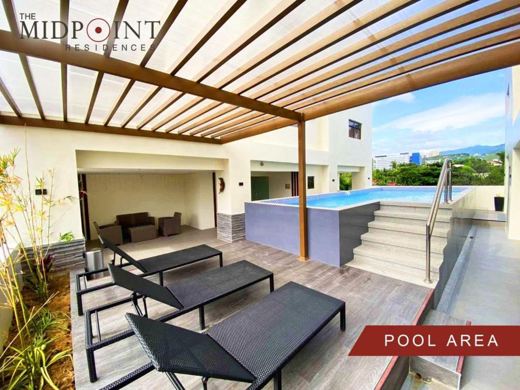 2 Bedroom Condo @ Midpoint Residences W/ City View Mandawe Exteriér fotografie